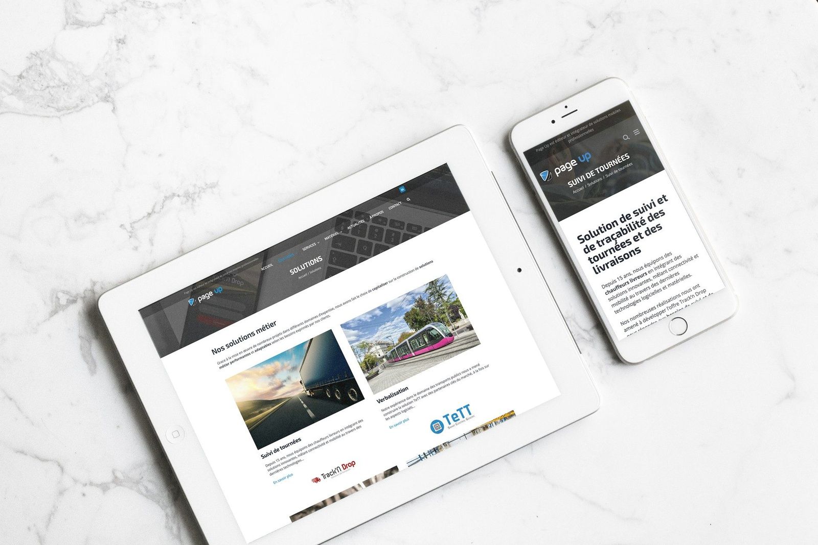 Site Page Up sur tablette et mobile : la page « Nos solutions métier » et la page Suivi de tournées